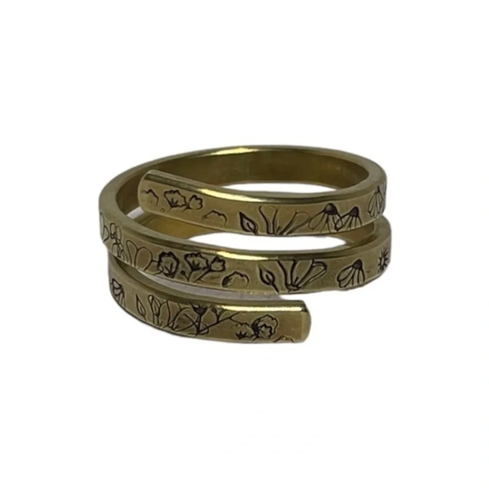 Handmade ring hand